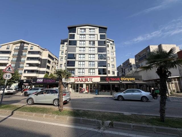 Derya Caddesinin Tam Merkezinde Arakat 3+1