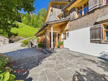 Haus zum Verkauf in 6830 - Parkplatz, Sauna