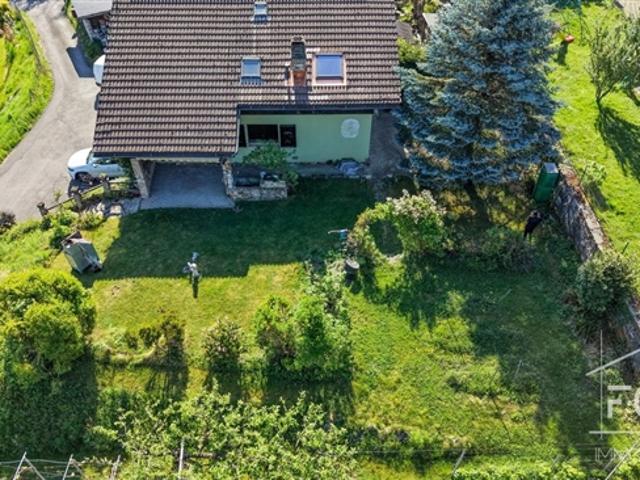 Der ideale Familienkokon 5,5 Zimmer mit einem 300 m² großen Garten auf den Höhen von Monthey
