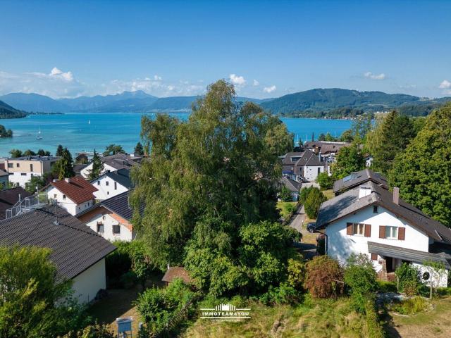 Der Traum könnte wahr werden großzügige Liegenschaft mit herrlichem Blick auf den Attersee und Schloss Kammer!