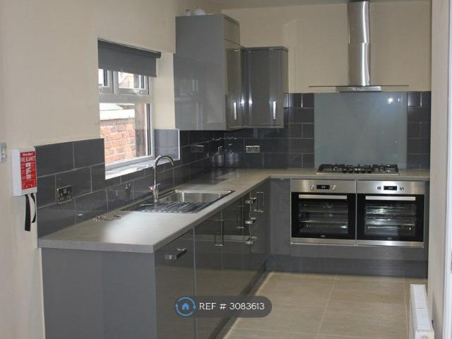 Deramore St, Manchester M14, 7 bed terraced house to rent, £4,232 pcm | PrimeLocation