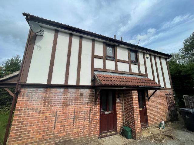 Derby DE21 2 bed terraced house to rent £900 pcm £208 pw