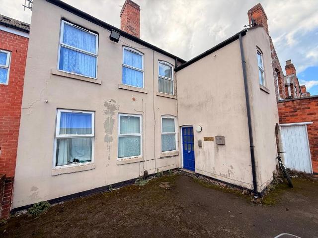 Derby DE22 1 bed flat to rent £700 pcm £162 pw