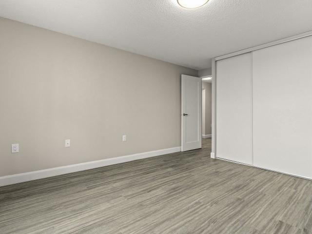 Derby Lane Apartments 1 Bedroom Apartment for Rent at 11 Derby Lane, Sarnia, ON N7T 7V2 Downtown Sarnia