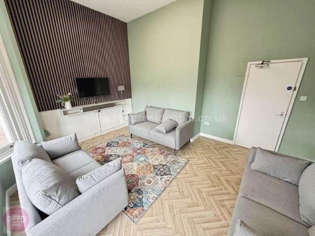 Derby Road, Nottingham, NG7