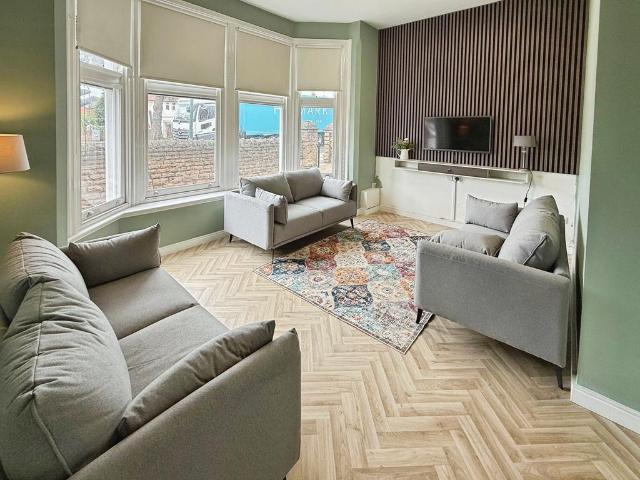 Derby Road Copy, Lenton NG7 8 bed house to rent £2,920 pcm £674 pw