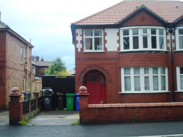 Derby Road, Fallowfield, Manchester M14, 5 bed semi detached house to rent, £2,900 pcm | PrimeLocation