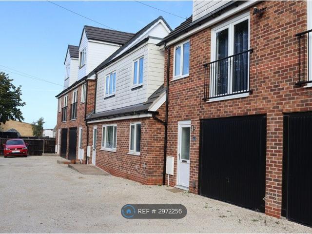 Derby Road, Loughborough LE11, 2 bed terraced house to rent, £1,050 pcm | PrimeLocation