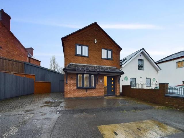 Derby Road, Ripley, Derbyshire, DE5 3HS 3 bed detached house to rent £1,295 pcm £299 pw