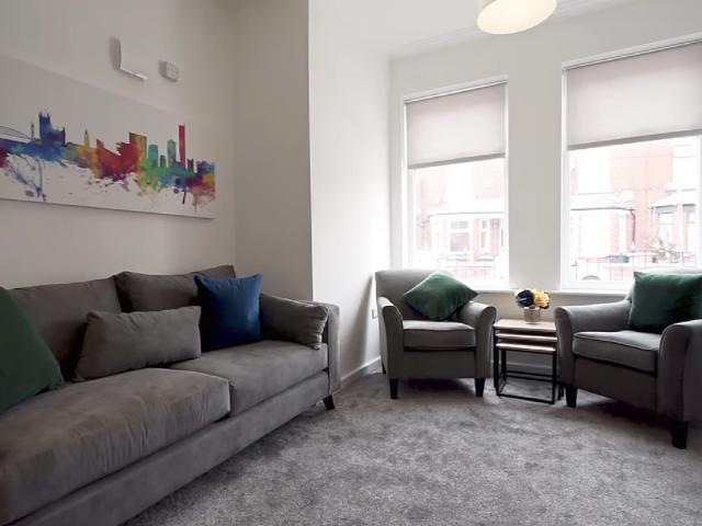 Derby Road, Salford M5, 5 bed shared accommodation to rent, £3,358 pcm | PrimeLocation