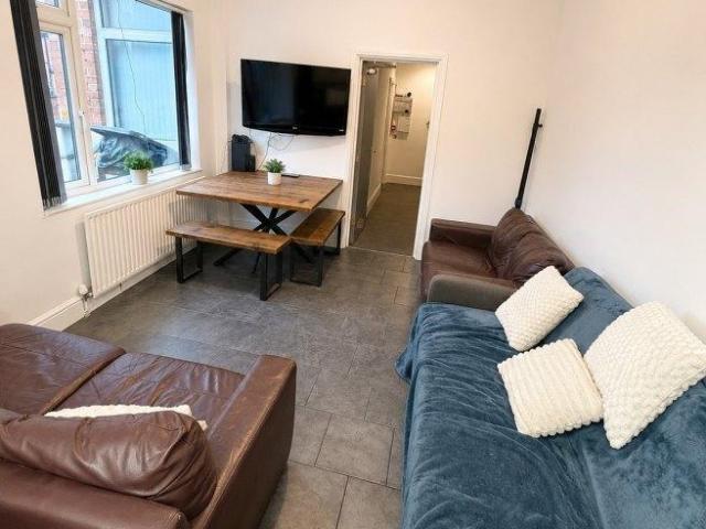 Derby Road 8 bed house share to rent £4,848 pcm £1,119 pw