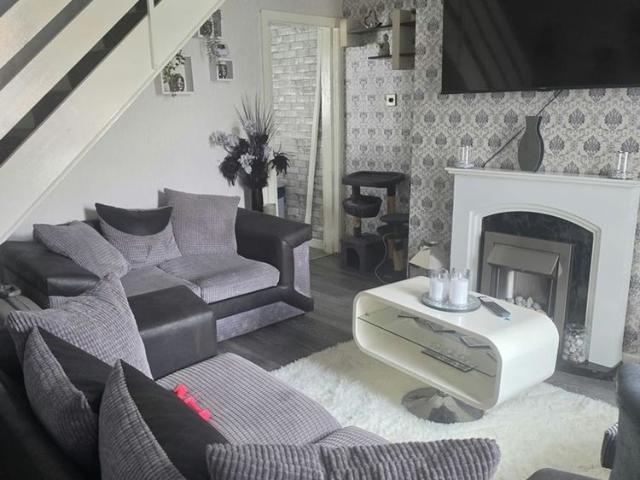 Derby Street, Heywood