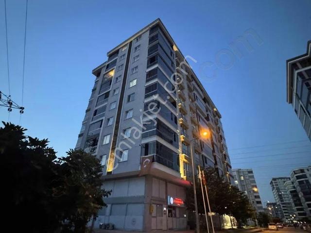 Derebahçe Site İçi 3+1 Fırsat Daire