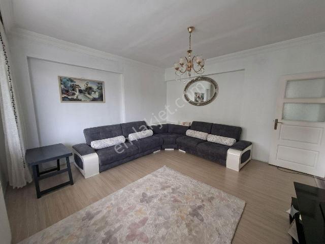 Derebahçe'de Site İçerisinde Satılık 2+1 Daire