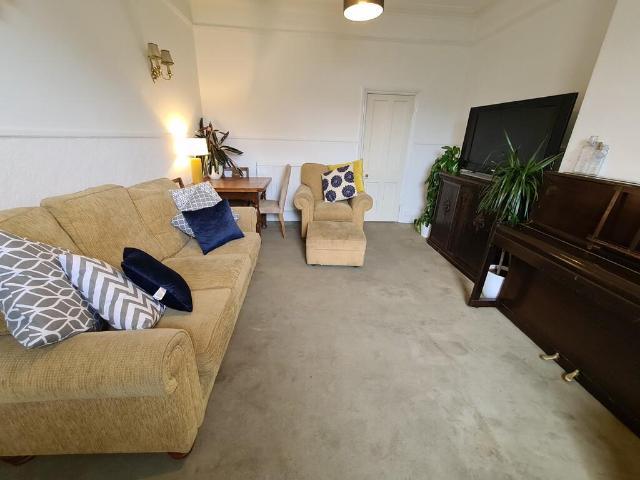 Dereham Road UFL 1 bed in a house share to rent £650 pcm £150 pw