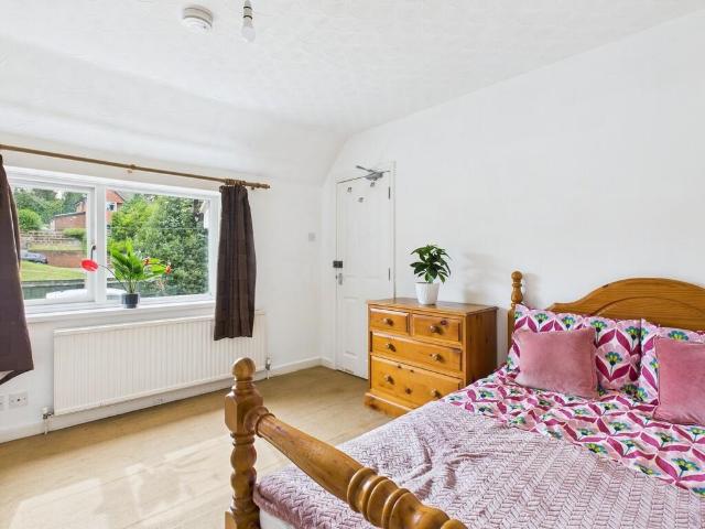 Dereham Road UFR 1 bed in a house share to rent £524 pcm £121 pw