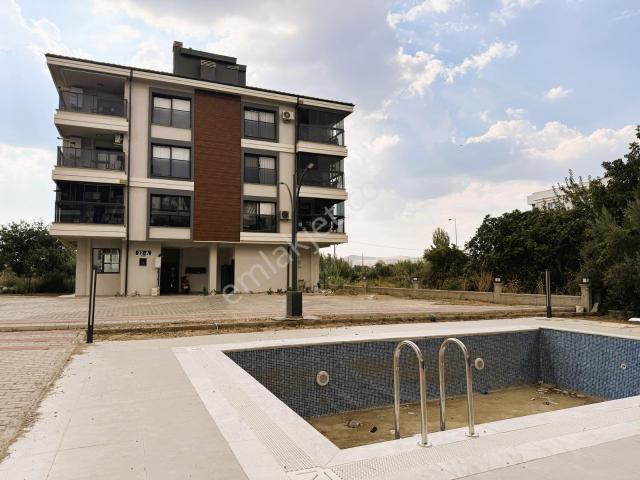 Derin Emlak'tan Fatih Mahallesinde Eşyalı Kiralık Daire