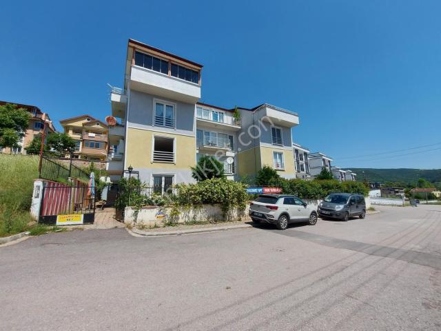 Derince Mersincik Mahallesi Kiralık 2+1 Bahçe Dubleks Daire