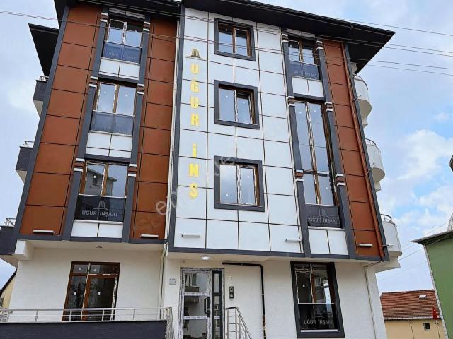 Derince Çınarlı'da Satılık 4+1 Dubleks Daire 140m²
