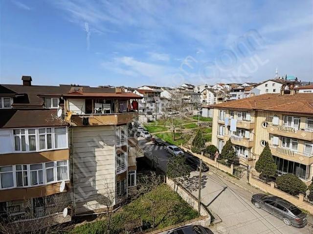 Derince İbnisina Mh. 5+1 Manzaralı Çatı Dubleks
