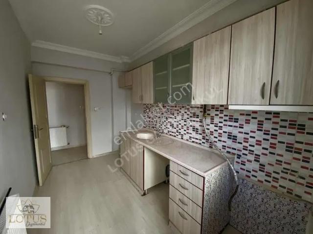 Derince Sırrıpaşa Merkezi Konum 2+1 Yüksek Giriş Kiralık Daire