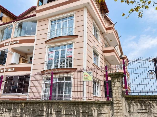 Derince Yenikent Mh. Site İçinde 3+1 Kiralık Daire