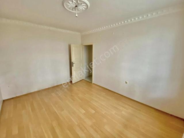 Derma'dan*3+1*110m2*hastane Yakınında*asansörlü*masrafsız