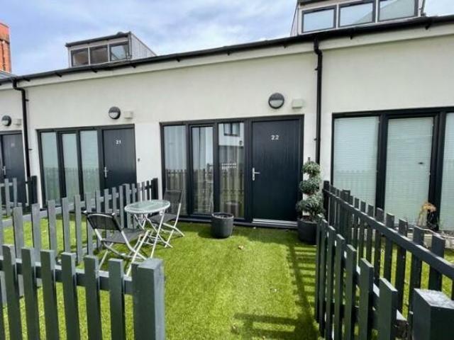 Derngate Lofts, Northampton NN1 2 bed mews to rent £1,300 pcm £300 pw