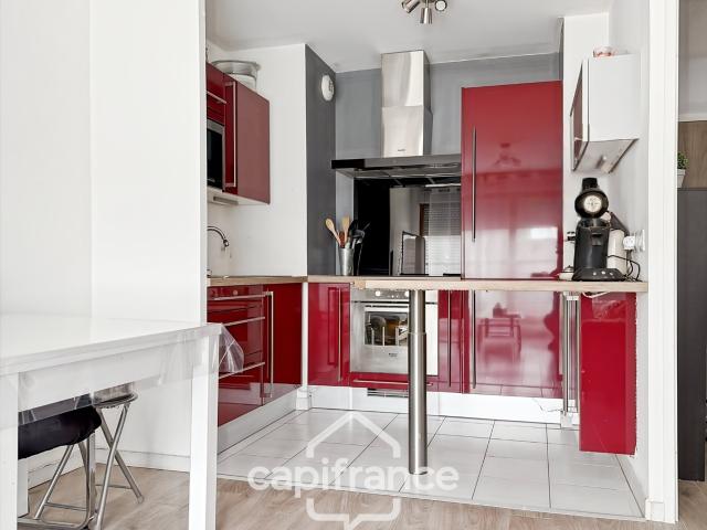 ? Dernier étage avec ascenseur T2 41 m² Parking en sous. 41m² Dammartin en Goële