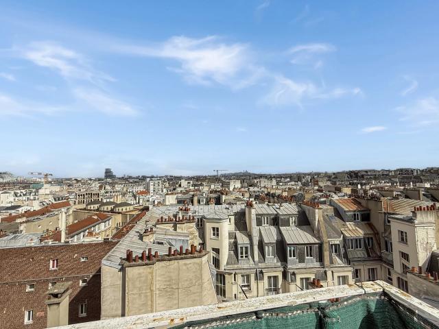 Dernier étage à rénover: Duplex de 147m² avec terrasse Paris 17e Étoile