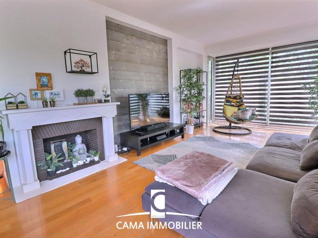 DERNIER ÉTAGE APPARTEMENT 5/6 PIÈCES À VENDRE À FONTENAY LE FLEURY