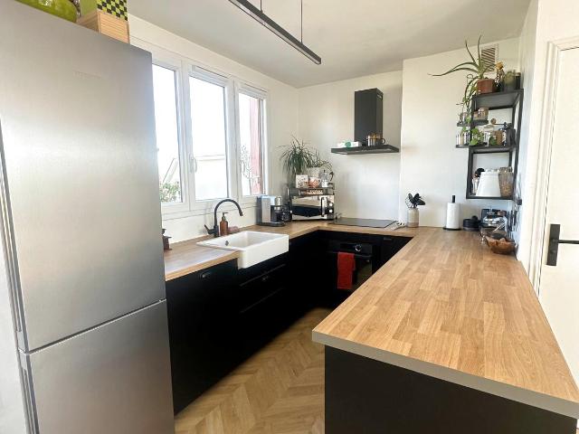 Dernier étage d’exception baigné de lumière avec 60 m2 de terrasses