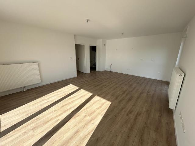 DERNIER ETAGE – finitions soignées CALME ET LUMIERE