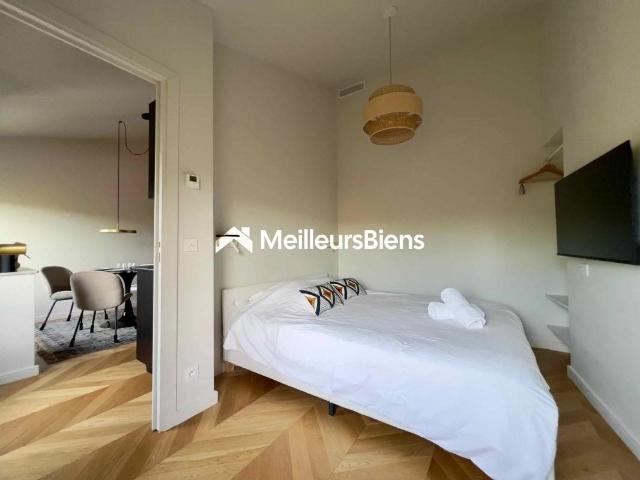 Dernier étage / Rénové et Lumineux / Vieux Nice 46m² Nice