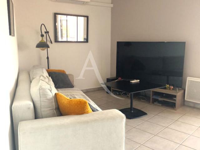 DERNIER ETAGE T2 MEUBLE CLIMATISE 2 PLACES PK EXT