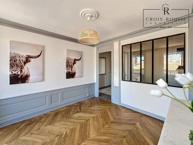 DERNIER ÉTAGE T2 43M2 + BALCON RUE EDOUARD HERRIOT LYON 2