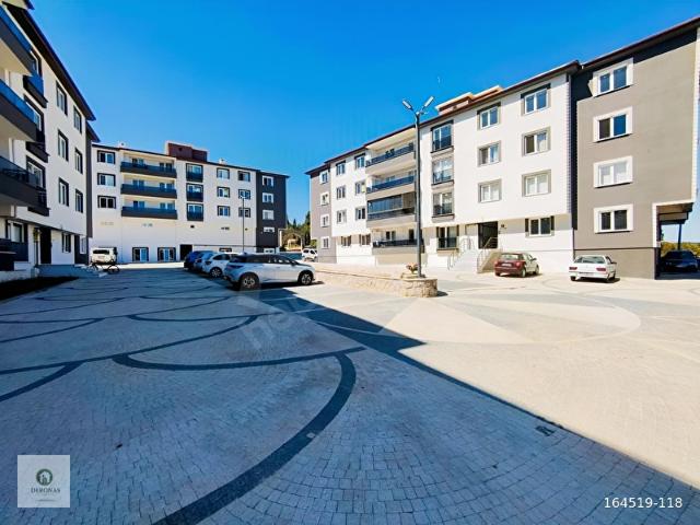 DERONAS'TAN AYVACIK İDA KONAKLARI 2 SİTESİNDE SATILIK 2+1 DAİRE