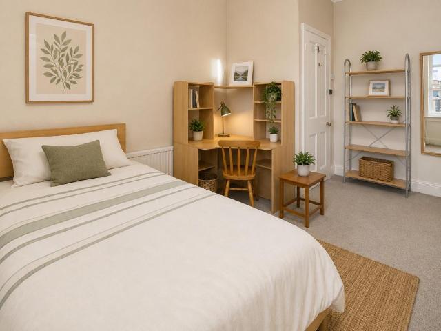 Derry Avenue, Plymouth PL4 5 bed house share to rent £450 pcm £104 pw