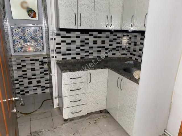 Destan 014 Kocamustafapaşa uykudede sözen pastane civarı 2 oda 1 salon 80m2 bahçe katı kombili