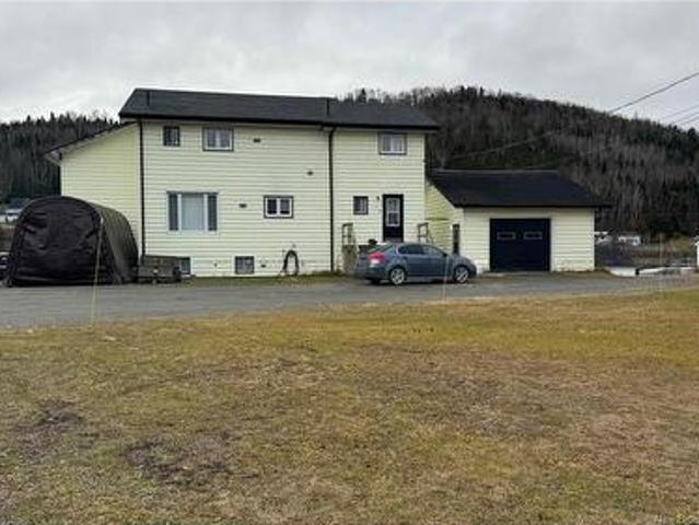 Des Loisirs, Lac Baker, NB, E7A 1J1 house for sale | Listing ID NB133721 | Royal LePage