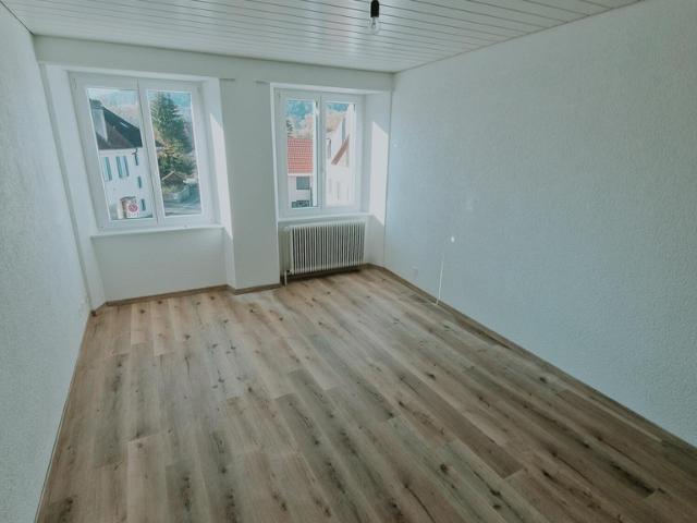 Des pièces lumineuses avec un balcon au calme