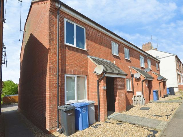 Desborough, Kettering NN14, 1 bed property to rent, £700 pcm | PrimeLocation