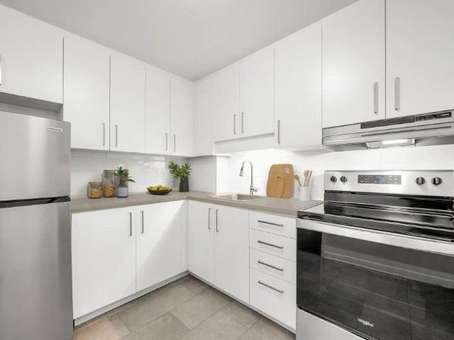 Deschenes Court — Franklin Sagittarius 2 Bed