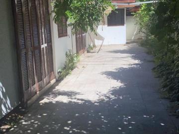 Descripción Arrendamos casa en sector residencial, en calle Esmeralda sector Los Villares