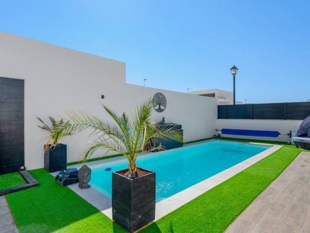Descubra esta magnífica villa independiente en Fortuna, situ. 120m² Fortuna