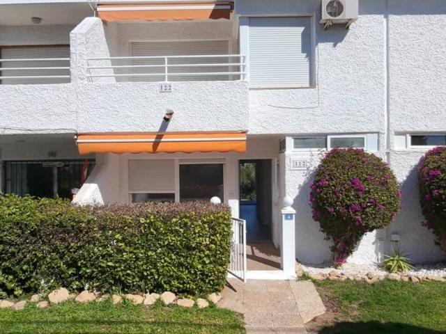 Descubra este renovado y práctico bungalow en planta baja en. 55m² Orihuela Costa
