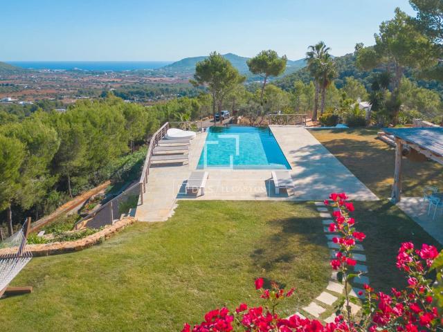 Descubra la cima de Ibiza viviendo en esta extraordinaria fi. 476m² Sant Joan de Labritja
