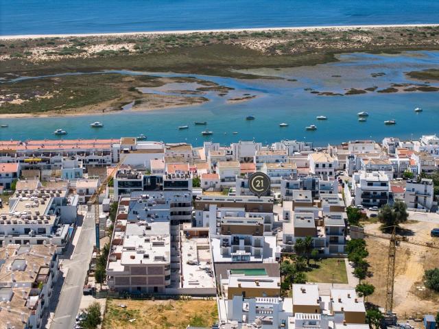 Descubra o seu refúgio no Algarve – T2 em Cabanas de Tavira a 200 da Ria Formosa