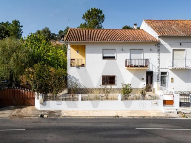 Moradia T3+1 Arneiro das Milhariças