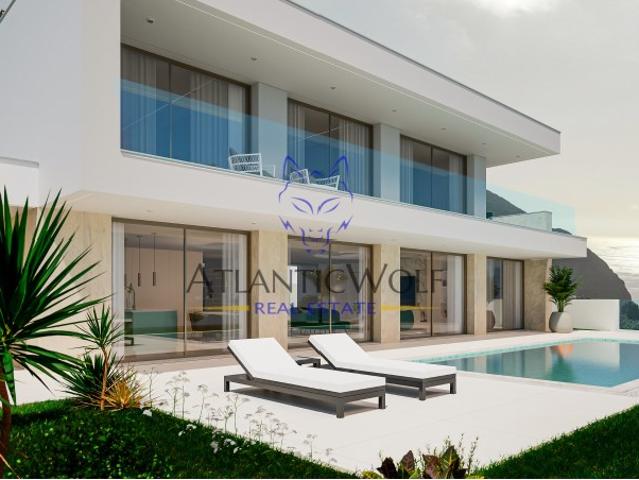 Descubra o Seu Refúgio de Luxo com Vista Mar Definitiva!